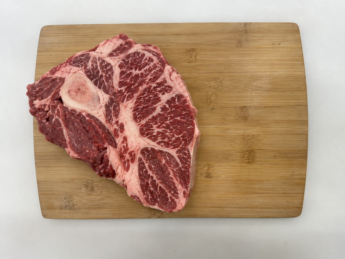 Bone-In Chuck Roast, 1 lb